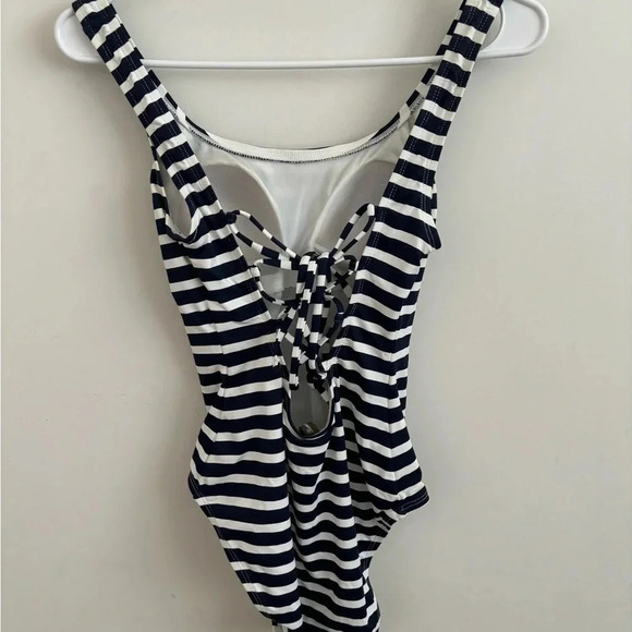 Tommy bahama Brenton Lace-Up Back Stripe One Piece Swimsuit blue/white size 6 - Picture 3 of 6